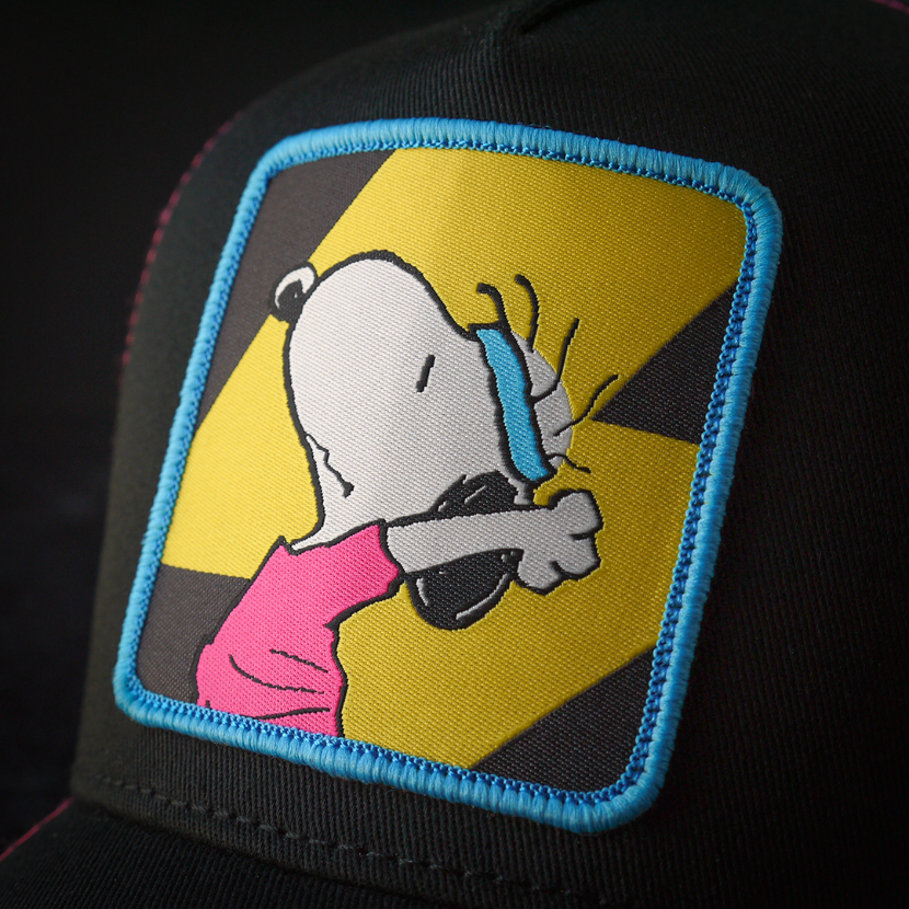 Peanuts: Flash Beagle Snoopy Trucker Hat