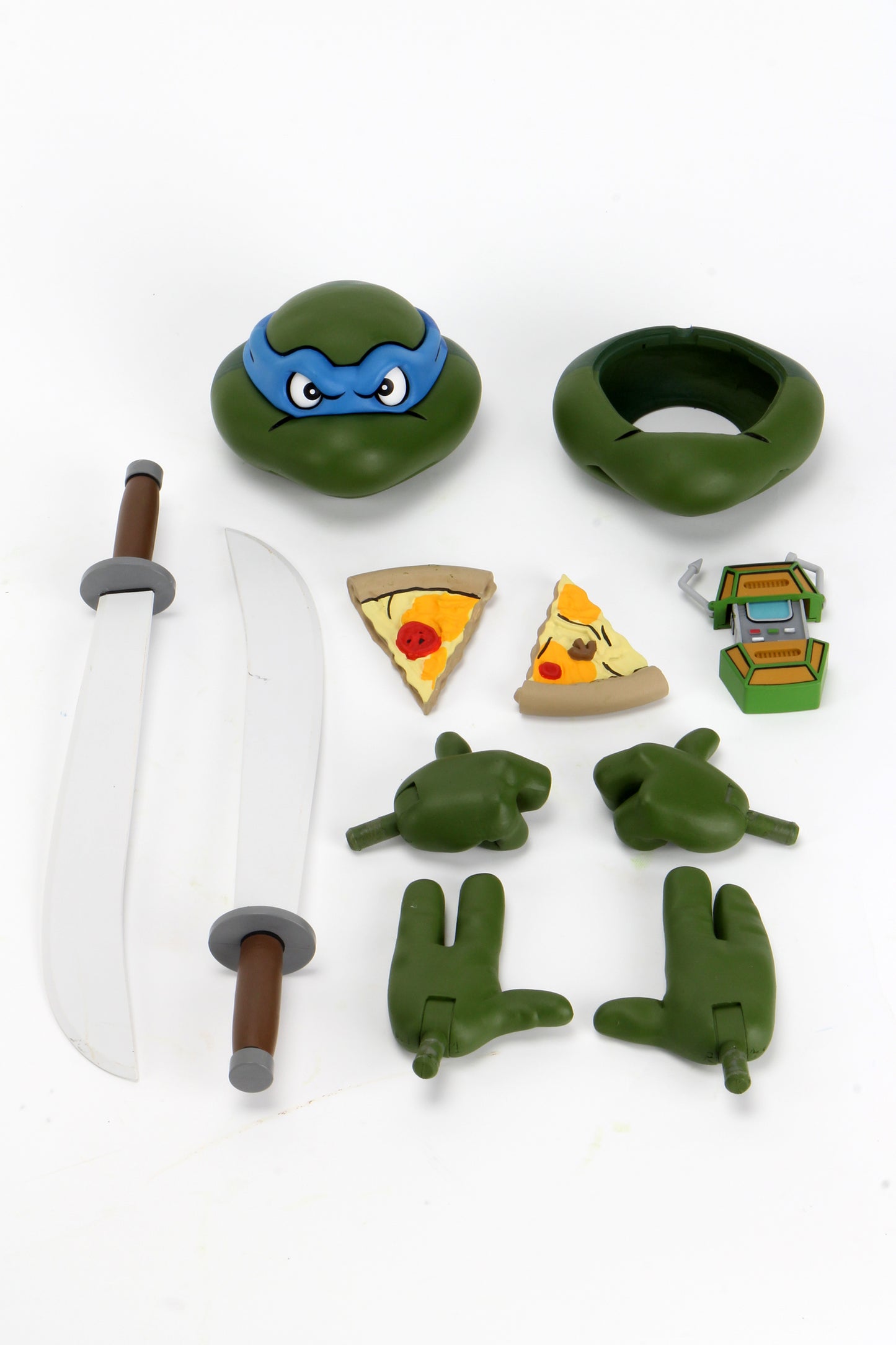 TEENAGE MUTANT NINJA TURTLES (LEONARDO) - 1/4 SCALE  - Kidrobot
