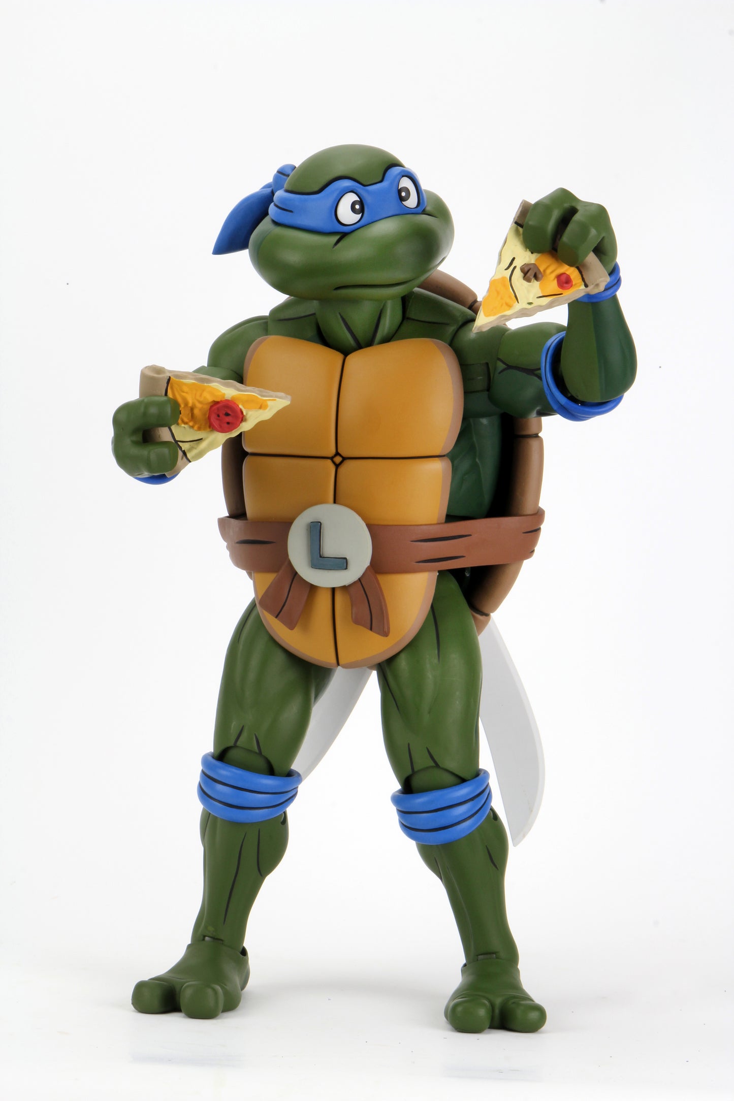 TEENAGE MUTANT NINJA TURTLES (LEONARDO) - 1/4 SCALE  - Kidrobot