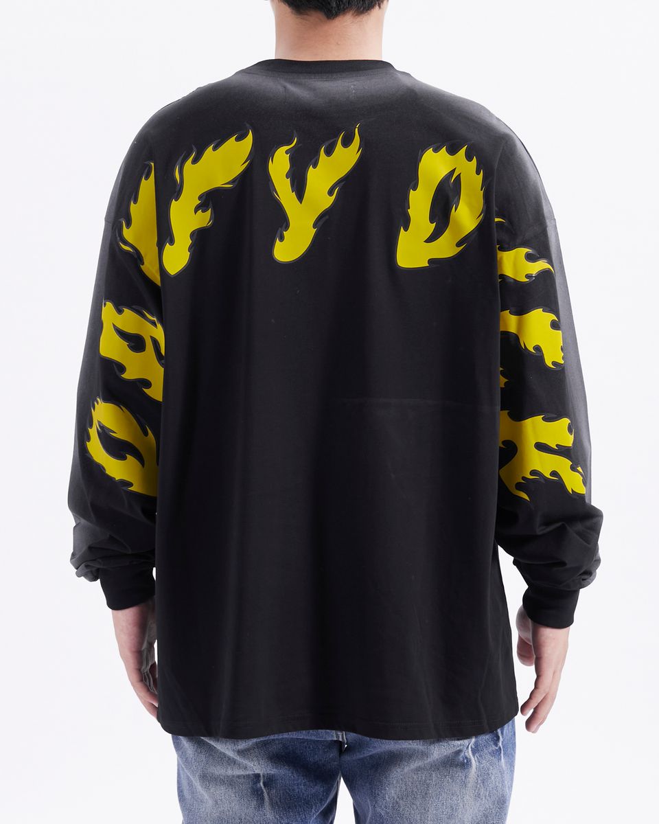 FreezeMax LOONEY TUNES- HOT ROD DAFFY-DROP SHOULDER LONG SLEEVE TEE