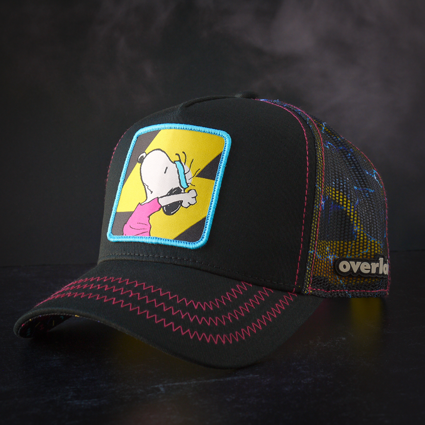Peanuts: Flash Beagle Snoopy Trucker Hat