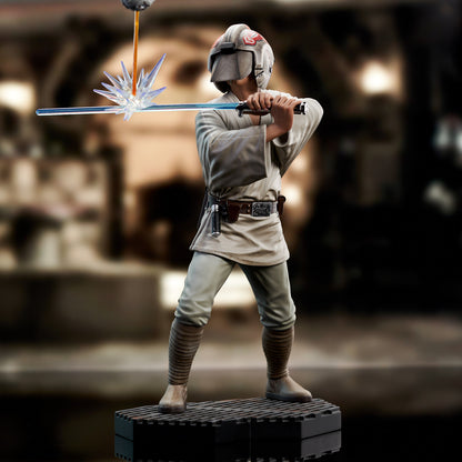 LUKE SKYWALKER TRAINING STATUE SW MILESTONES A NEW HOPE